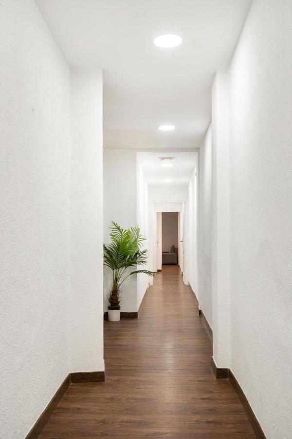 Apartamento En La Puerta Del Sol Apartment Madrid Ngoại thất bức ảnh